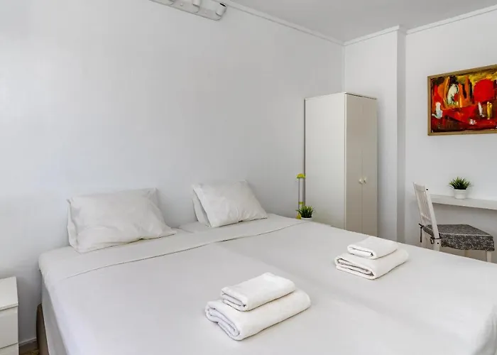 Relaxing Getaway By Costarentals - Ref 169 *