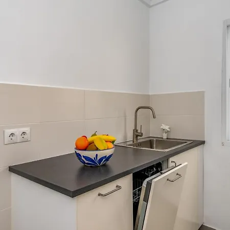 Relaxing Getaway By Costarentals - Ref 169 公寓 丰希罗拉