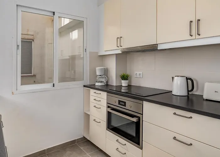 Relaxing Getaway By Costarentals - Ref 169 Apartamento